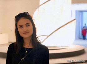 她直言厌恶中国，回国捞金上节目全程飙英文，却被吴京狠狠打脸-图8